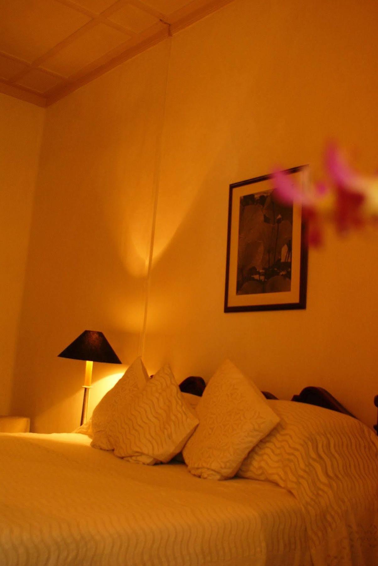 The Havelock Place Bungalow Colombo Exterior foto