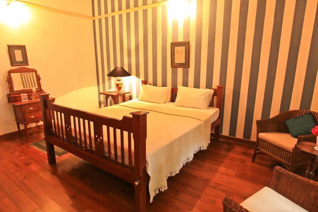 The Havelock Place Bungalow Colombo Exterior foto